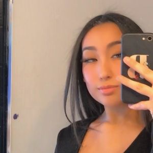 Meet your Posher, Alissa